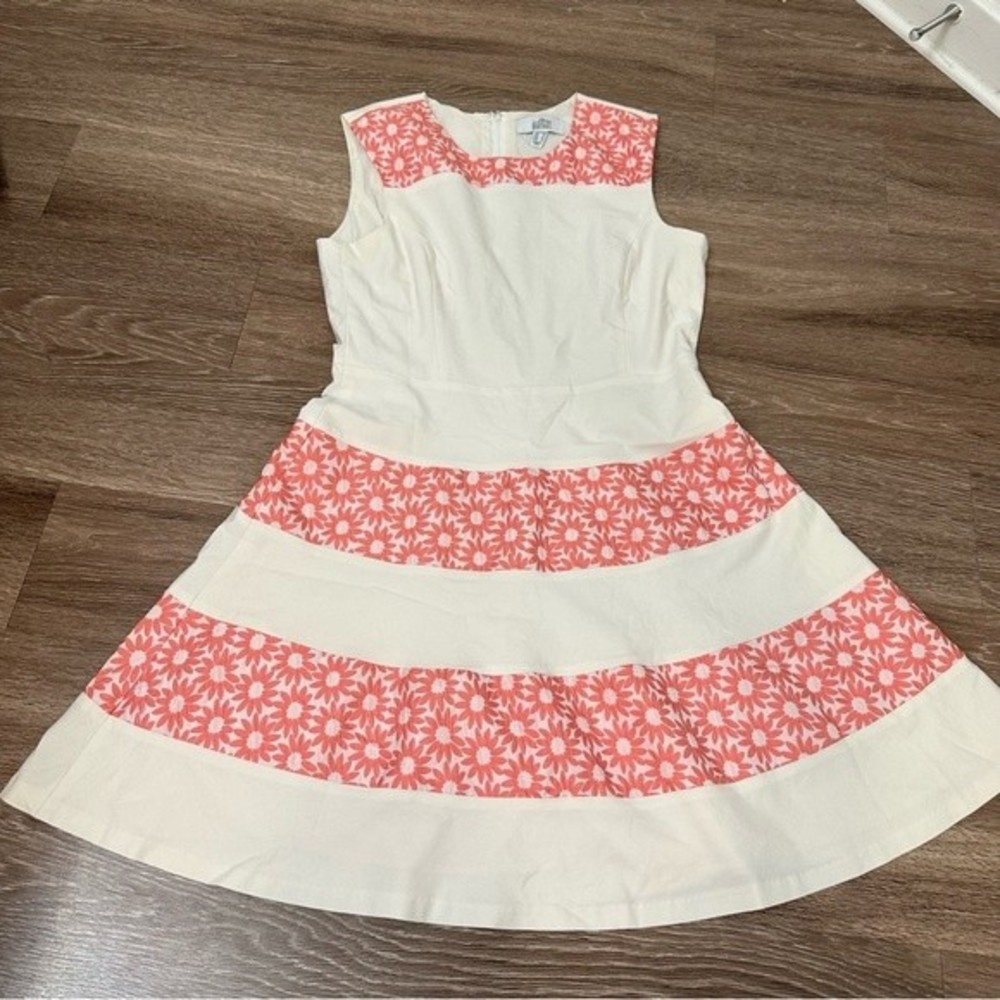 Belle Badgley Mischka White and Pink Daisy Dress Size 14